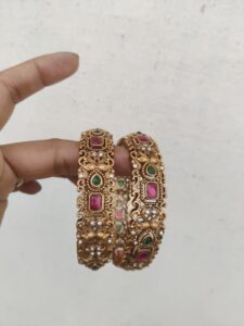 Bangles 2.8