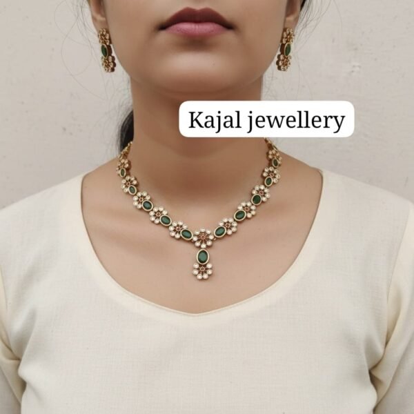 46445040-0bea-4579-ae09-ee9cb41c4164 Green ad kemp necklace premium set