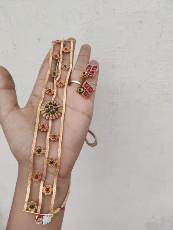 Multi  high flower kemp choker 2