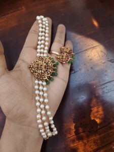 Green pearl kemp choker