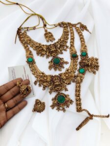 Temple semi bridal set