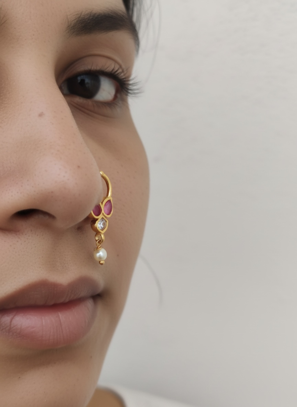 Nose pin kemp stone 2