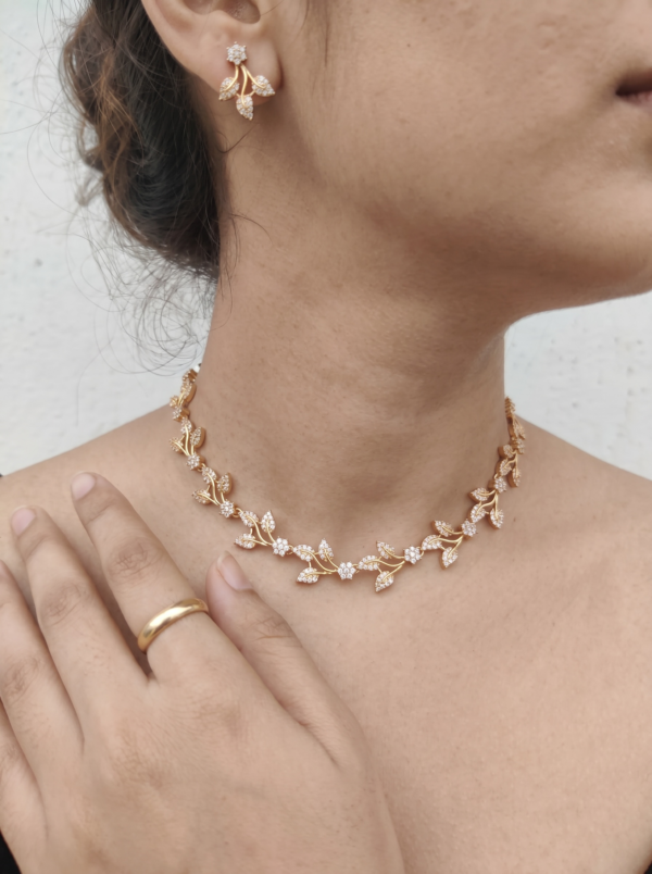 Cz White necklace set