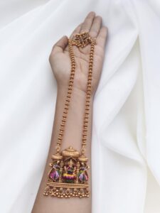 Meenakshi long chain set