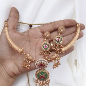 cd50a73f-9eac-4f56-b940-d45be6a8f4d5-Photoroom Rajawadi necklace set