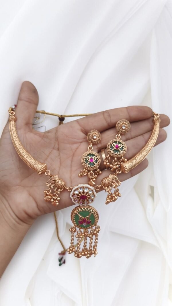 Rajawadi necklace set