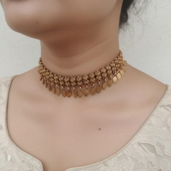 Elakathalli choker set