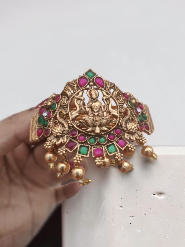 Lakshmi golden kemp 2