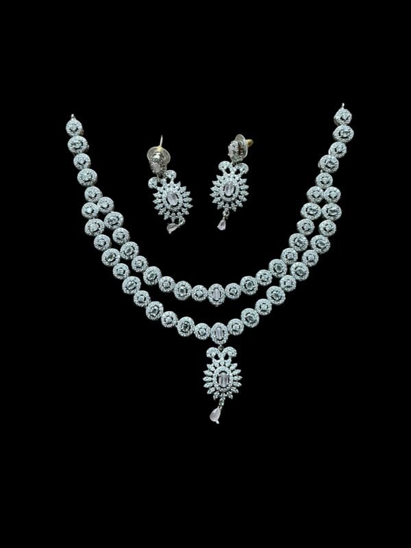 IMG_6152-Photoroom Ad double necklace set white round