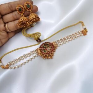 Pearl choker set