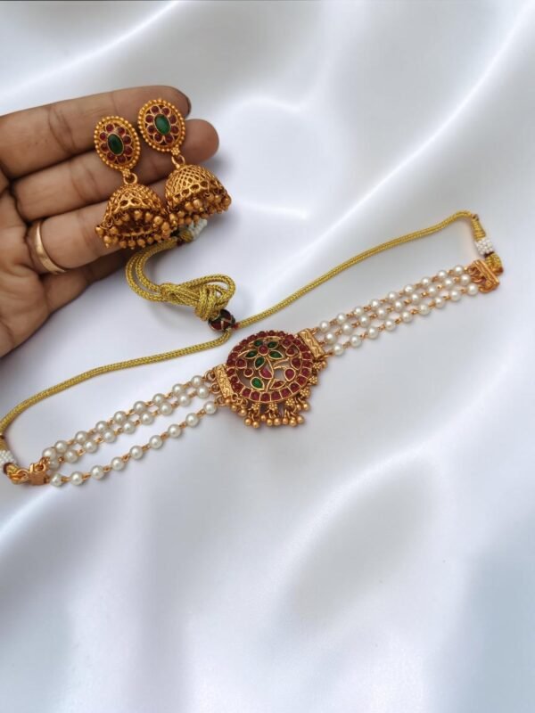 Pearl choker set