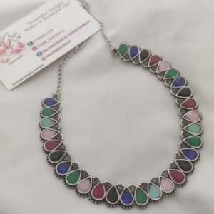 50962735-2da1-4450-81ed-8f5ed6e42d72 Navratan necklace set