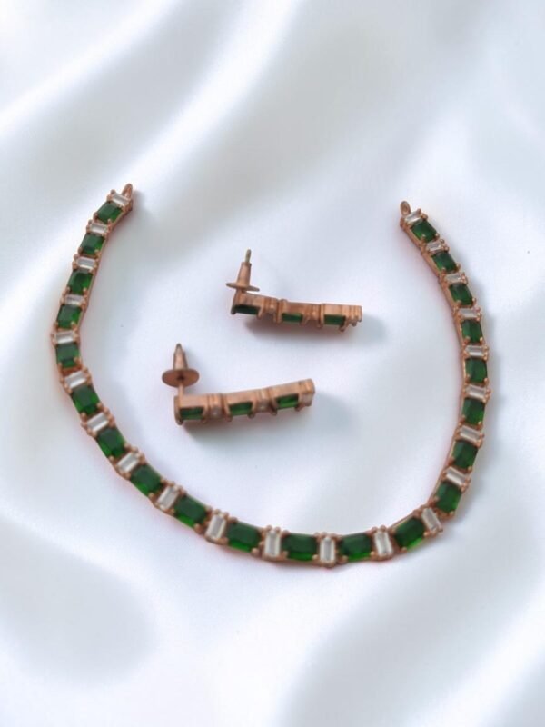 Green necklace ad