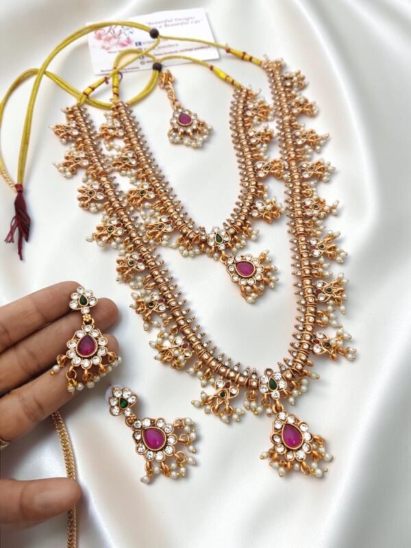 Gutta pusulu semi set