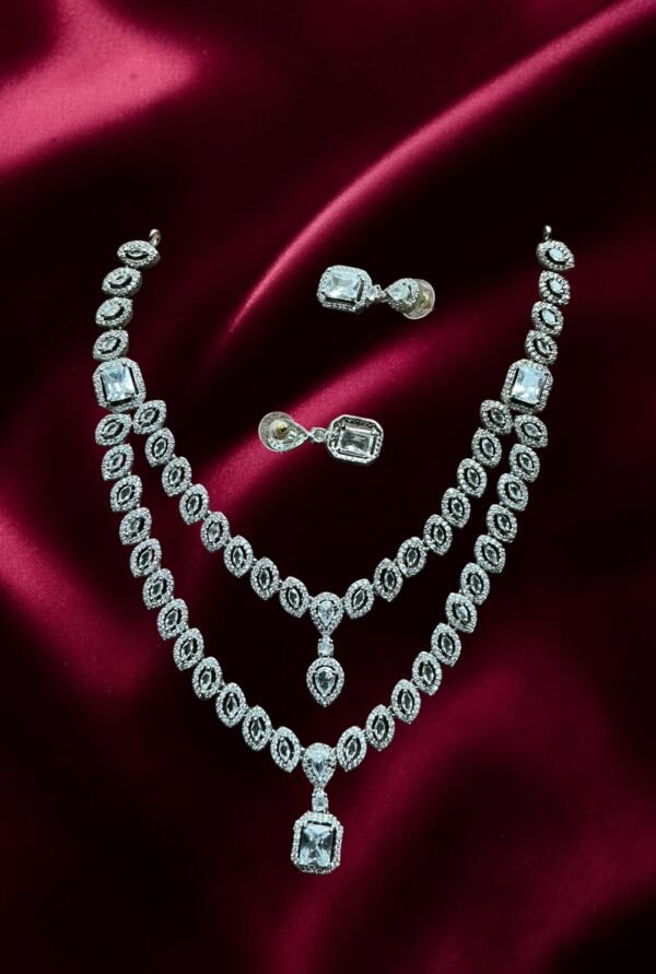 Ad double necklace set white square