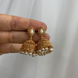 White jhumki