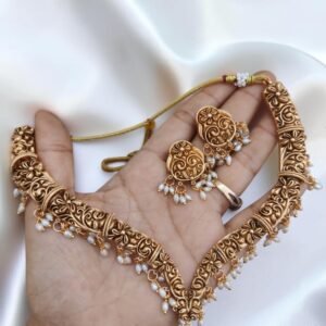 Necklace set