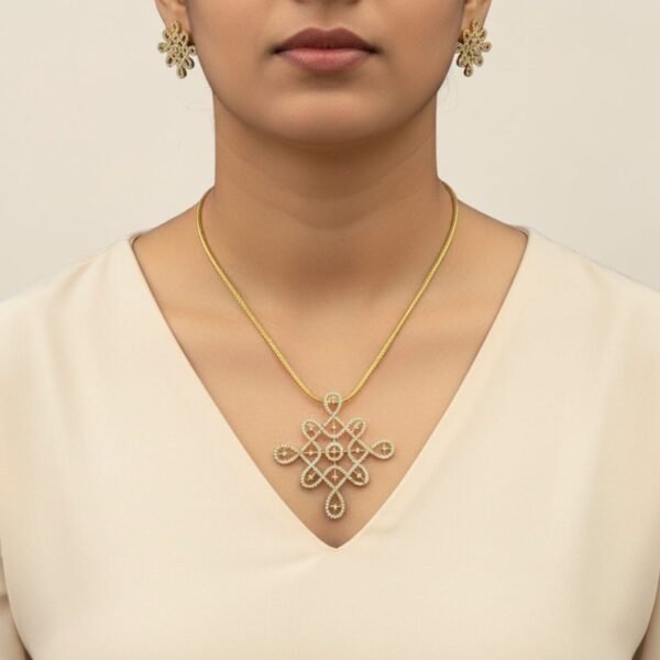 0199d04b-7402-4878-b20d-5737a7768a09 Kollam design necklace