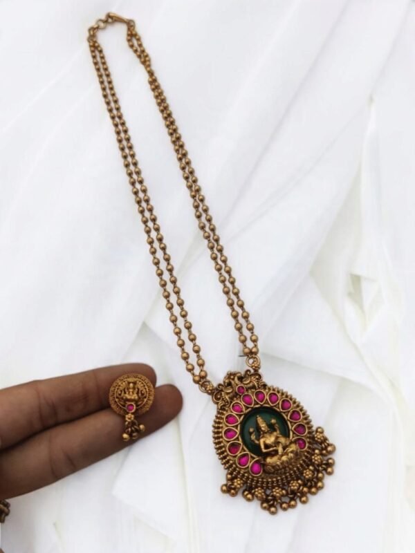 3b614957-8365-4b10-a683-90d4e4ac95d8 Copper premium MeenakariLakshmi chain set