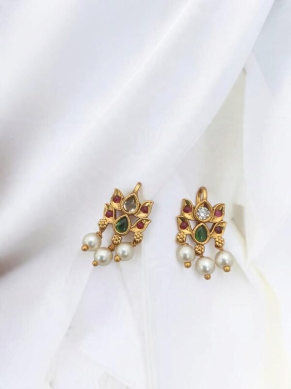4bf0e5ce-a091-4a53-992a-180ee207cee9 Lotus bugadi earrings