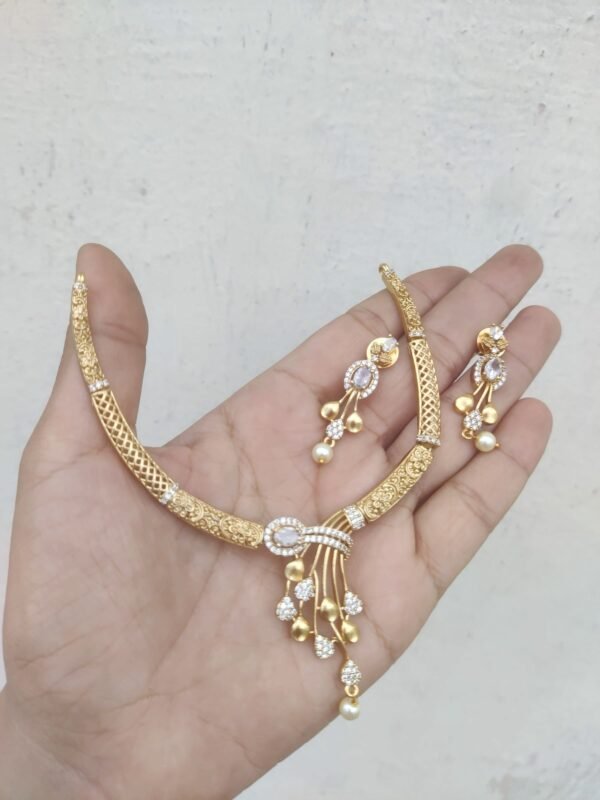 547dc6c5-655f-4a72-a32c-d9c16bde5e24-Photoroom Cz white necklace set