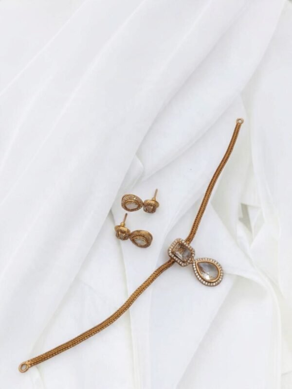 White necklace set 2