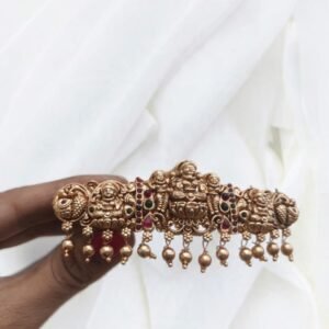7094fe8d-e7cd-4ec4-977f-907743255e77 Hair clip Lakshmi kemp 2