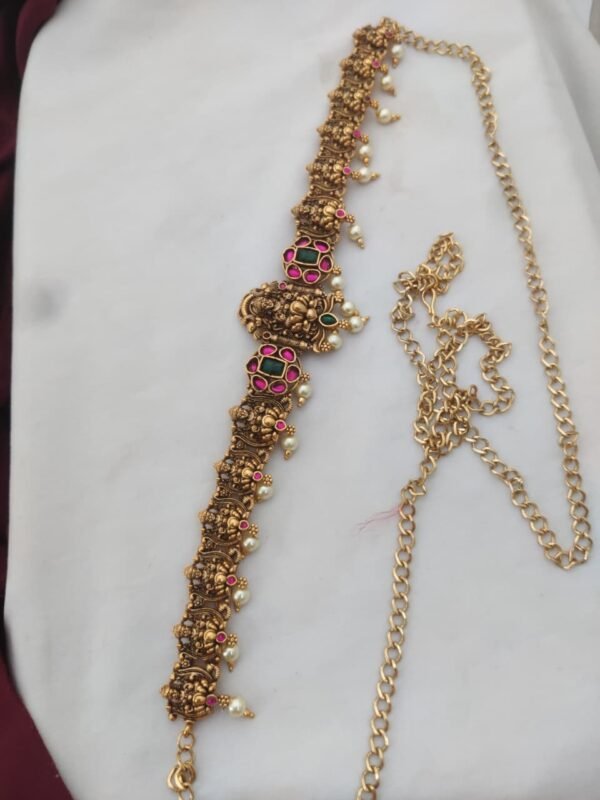 Lakshmi chain set