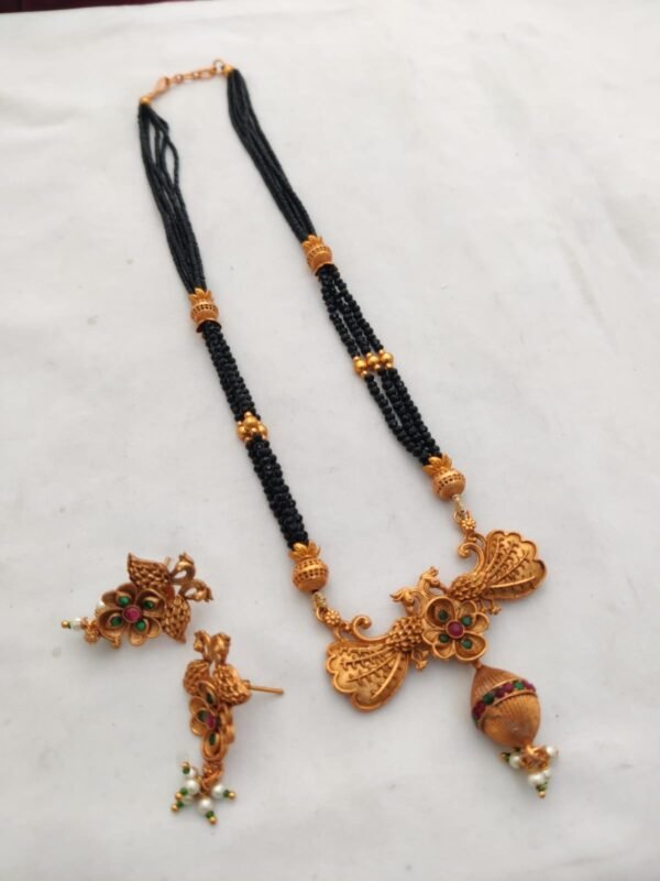 IMG_9953 Black beads non idol set