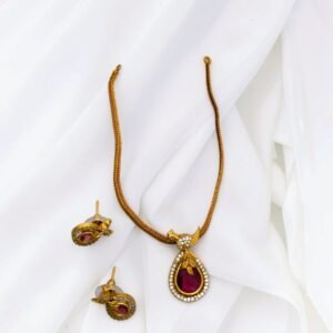 e18fbb69-7deb-4728-a868-d786a2d634c0-Photoroom Red necklace set
